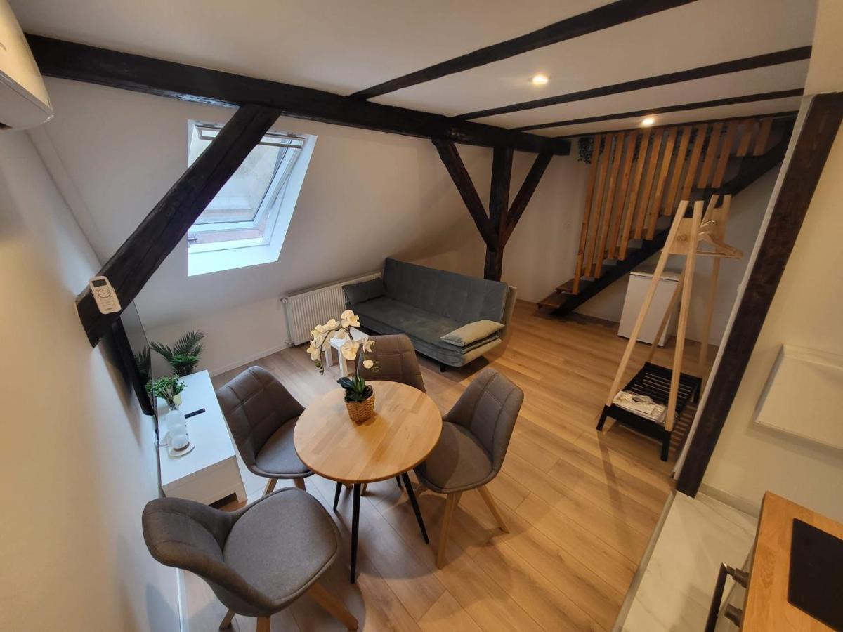Mia Apartman
